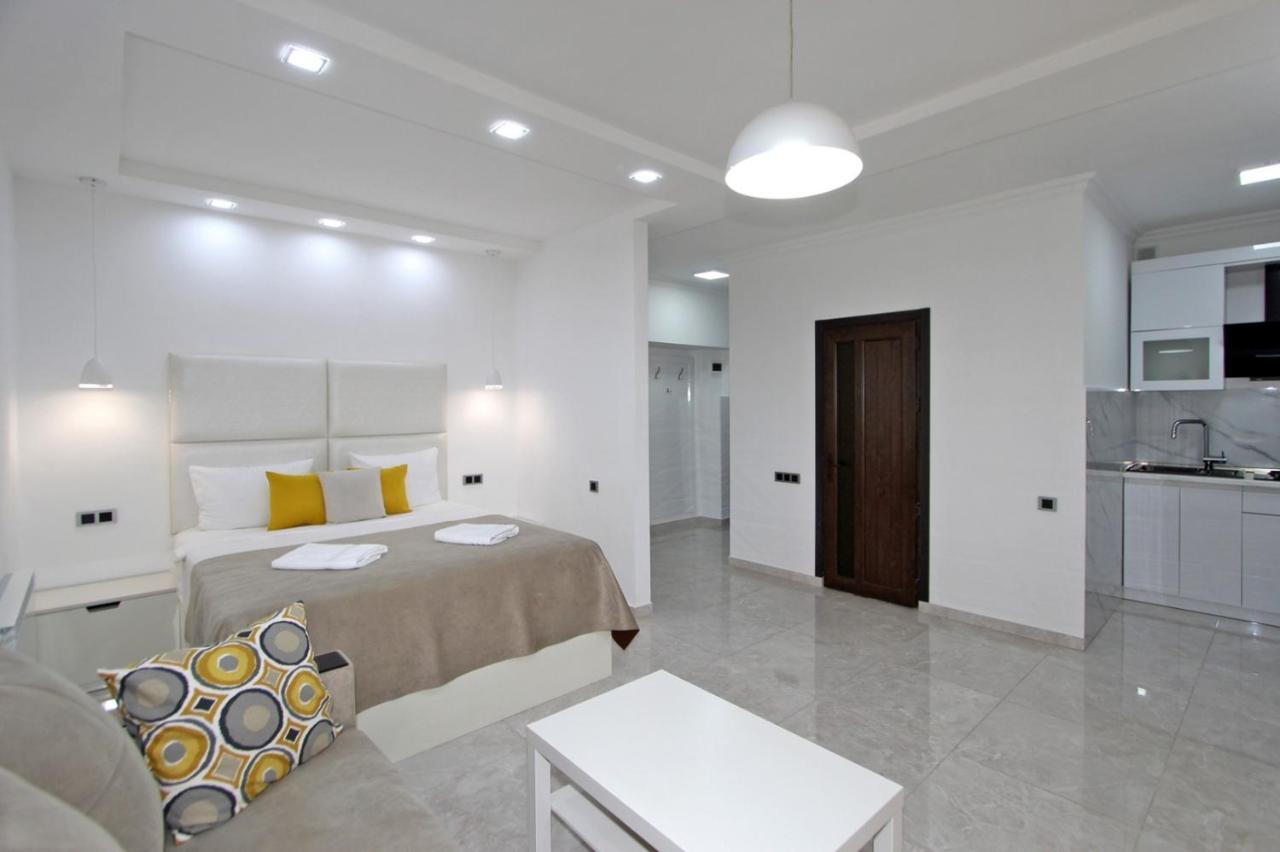 Appartment Lux, 2 Bedroom Jerevan Buitenkant foto
