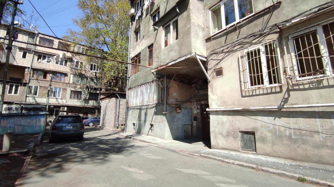 Appartment Lux, 2 Bedroom Jerevan Buitenkant foto